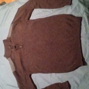 Brown Fleece Pullover Size Medium